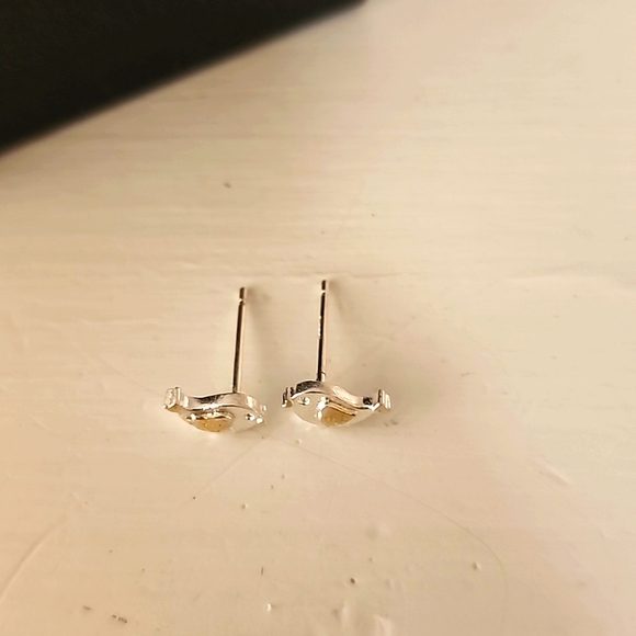 NEW Sterling Silver Bird Sparrow Stud Earrings Persian Unique! - Picture 3 of 3